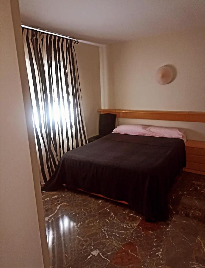 Beach House มาร์เบยา ภายนอก รูปภาพ